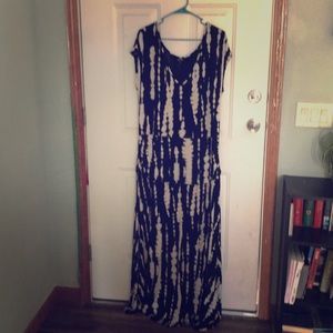 Torrid short sleeved maxi dress